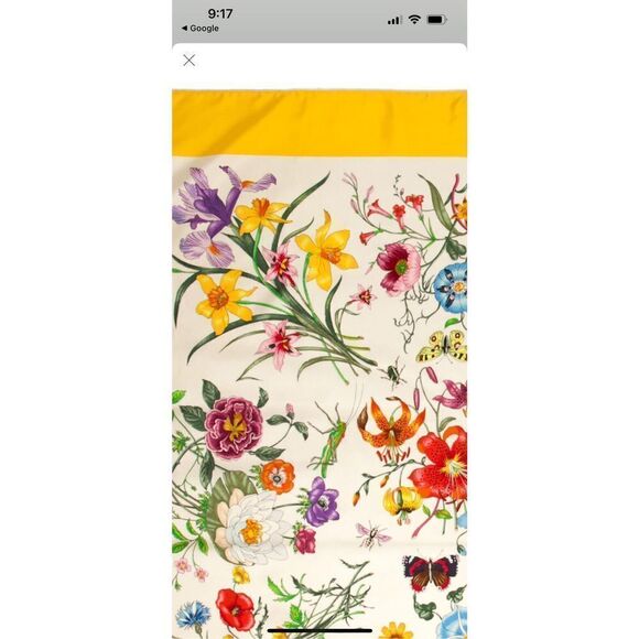 Gucci Silk Floral Yellow Scarf Rolled Edges - Picture 4 of 7